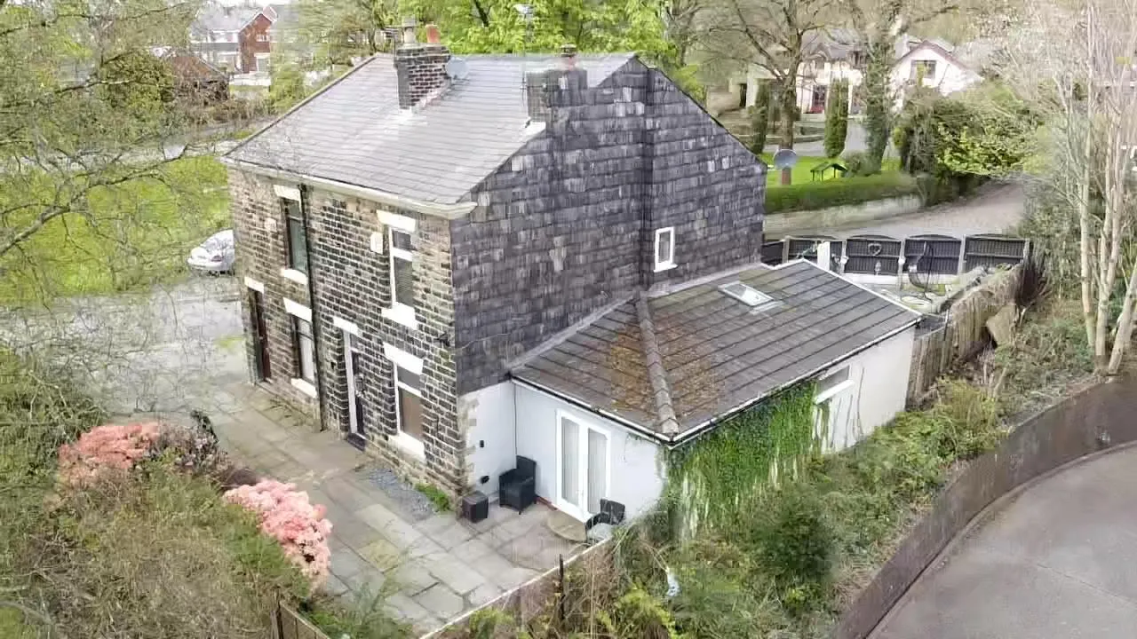 3 bed house for sale — Breightmet Fold, Bolton, BL2 6PS