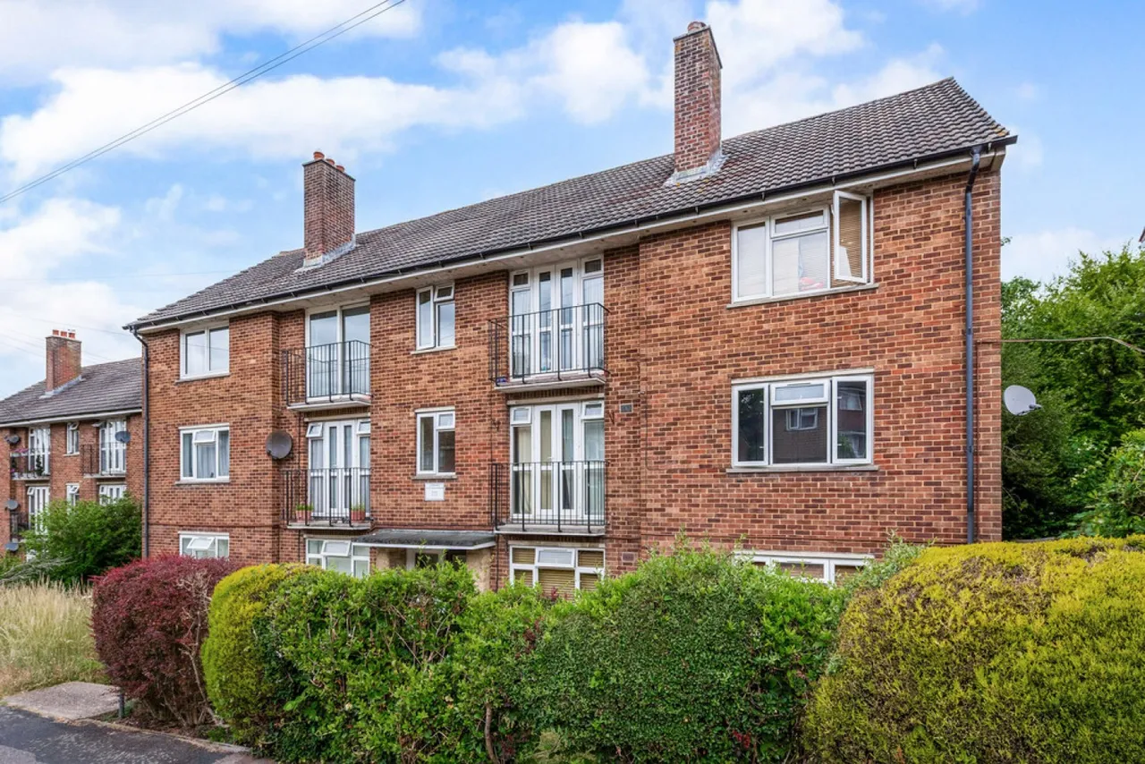 2 bed flat to rent — Firmstone Road, Winchester