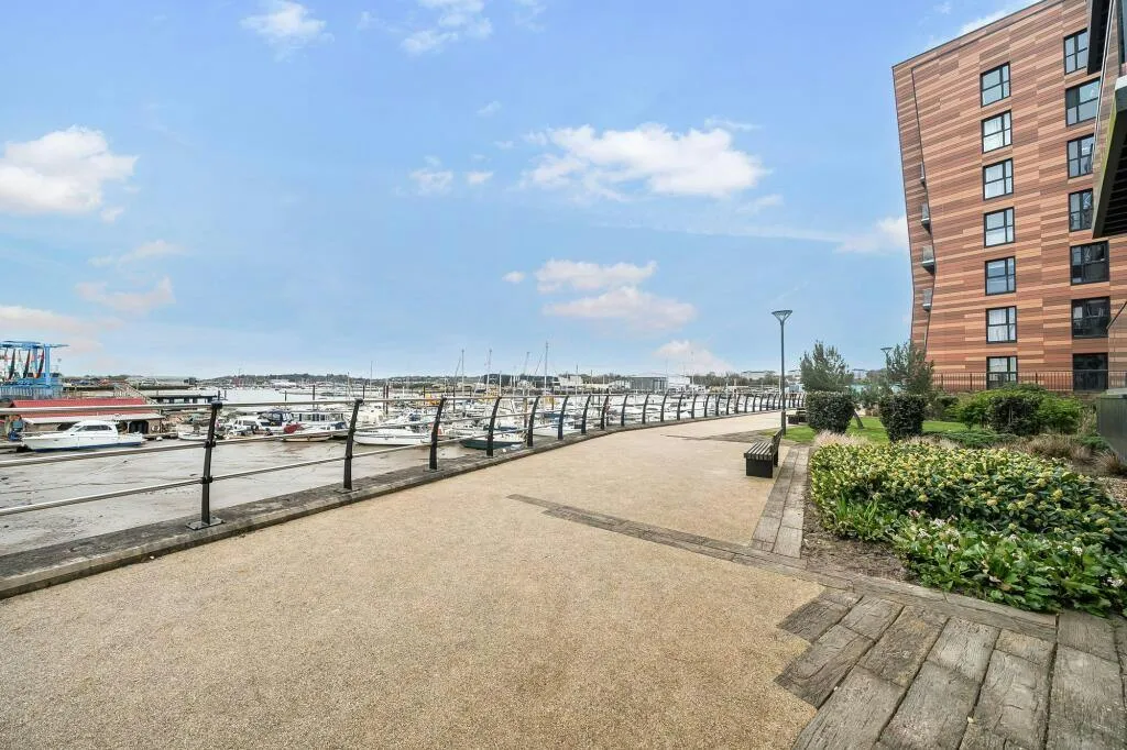 Thomas Blake Avenue, Southampton, SO14, photo 11