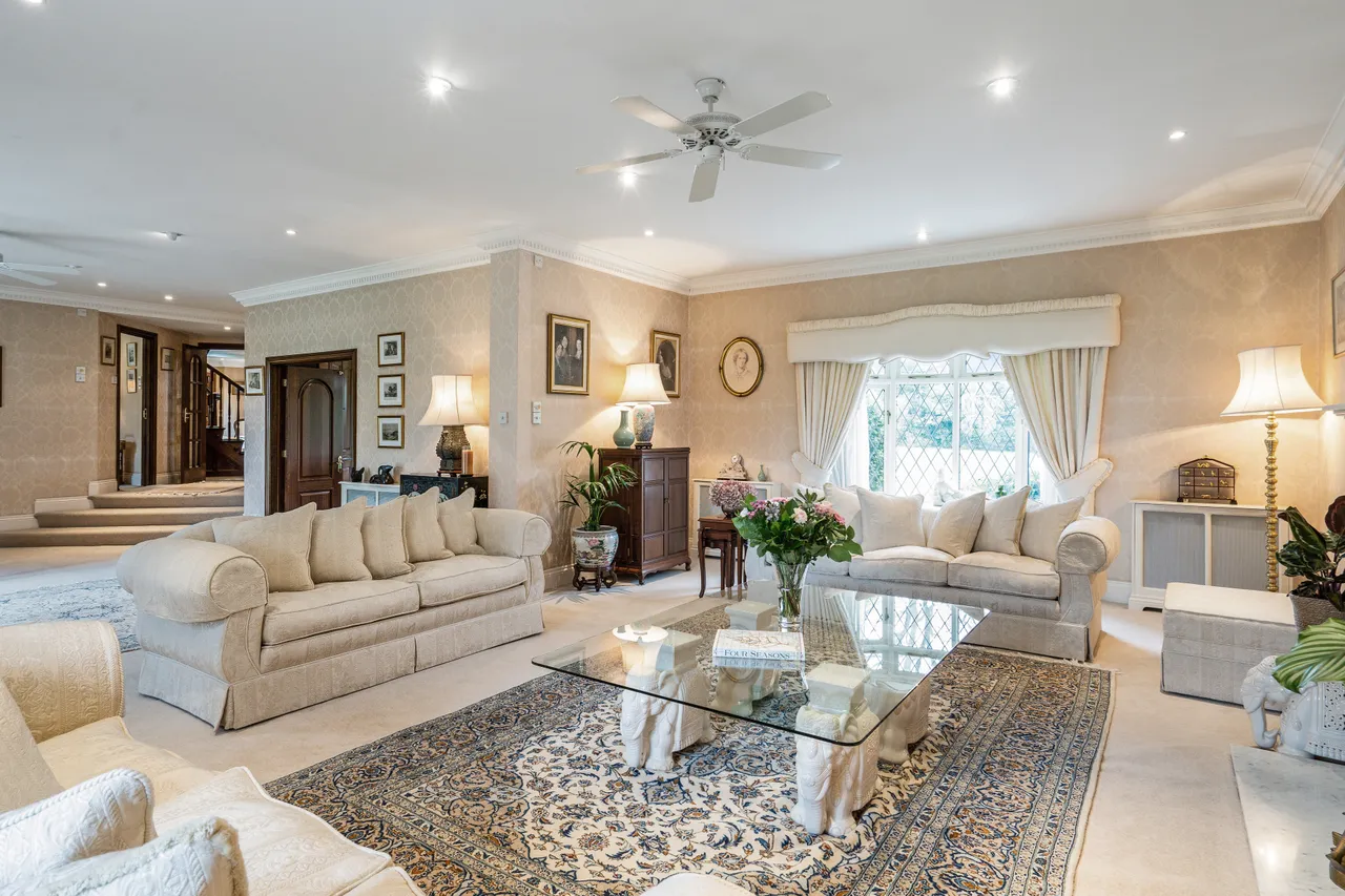 Stokesheath Road, Oxshott, KT22, photo 5