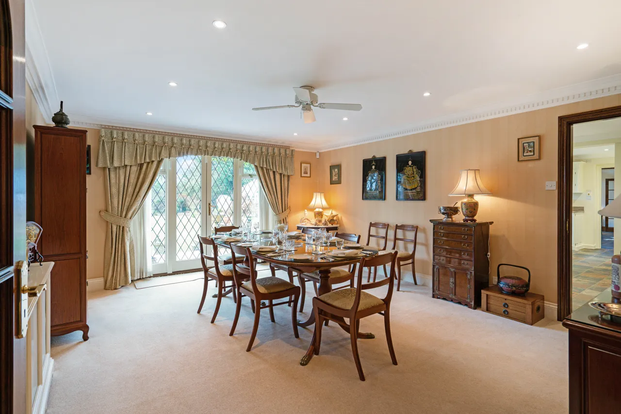 Stokesheath Road, Oxshott, KT22, photo 8