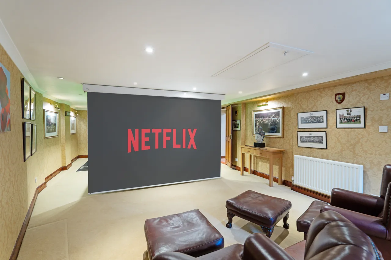 Stokesheath Road, Oxshott, KT22, photo 12