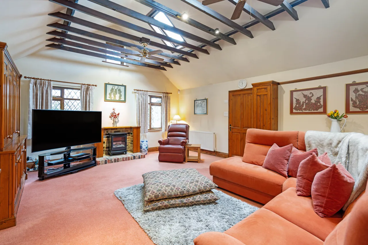 Stokesheath Road, Oxshott, KT22, photo 10