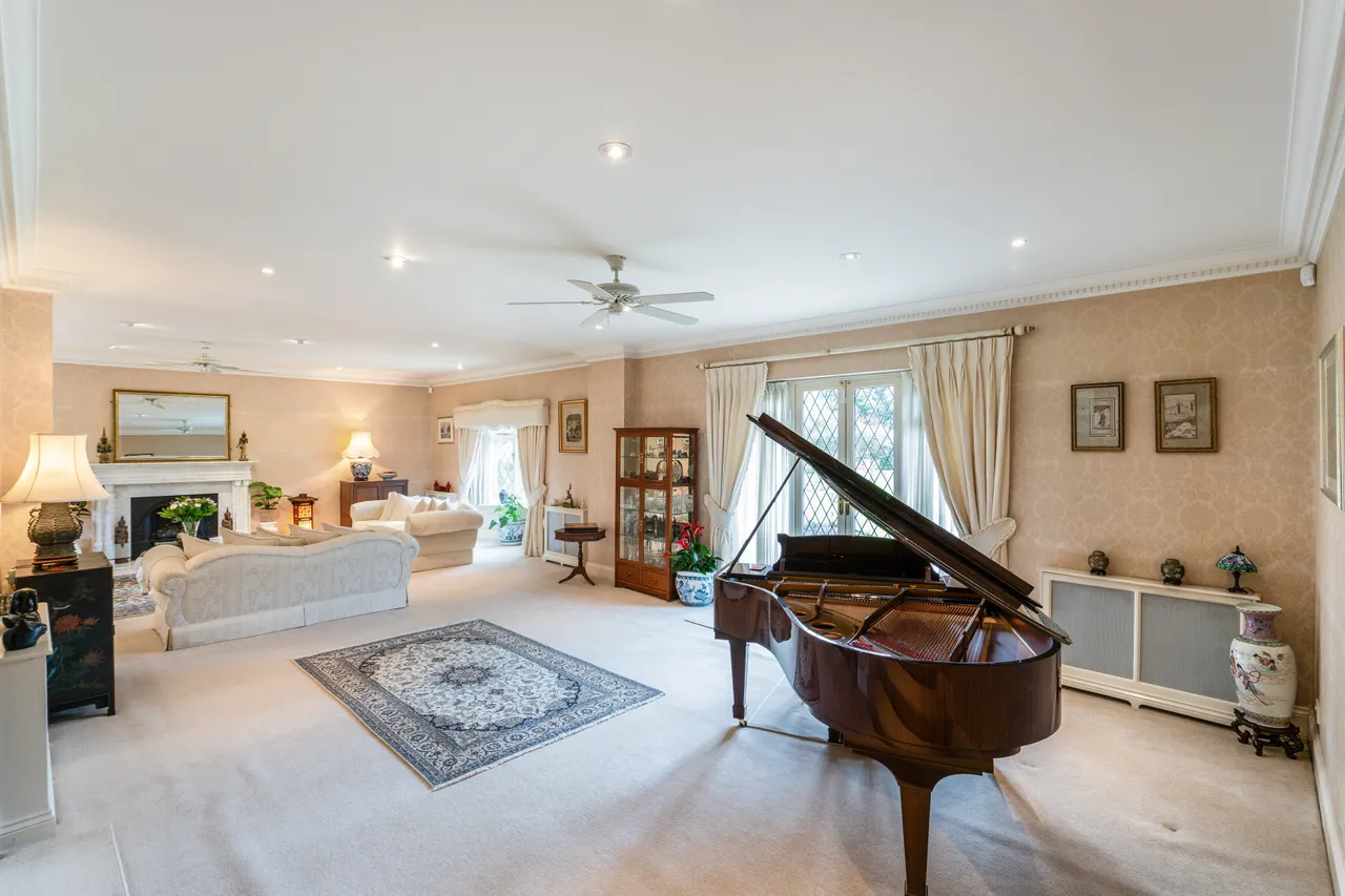 Stokesheath Road, Oxshott, KT22, photo 6
