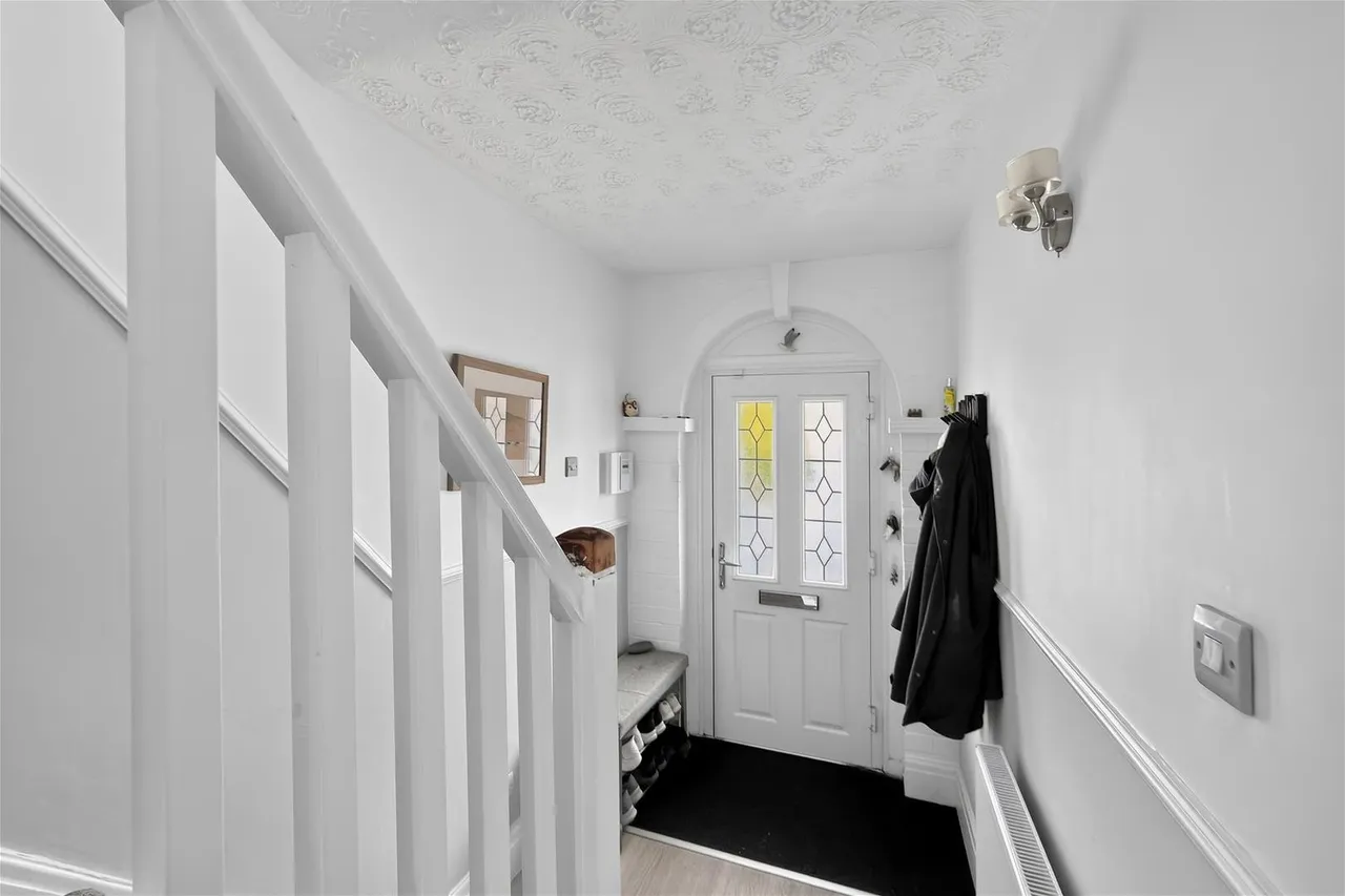 Vale Road, Timperley, Cheshire WA15 7TG, photo 15