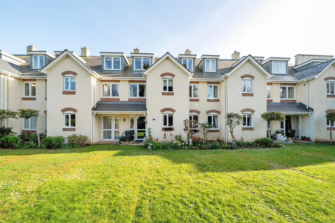 1 bed flat for sale, Bolsover Road, Worthing, BN13