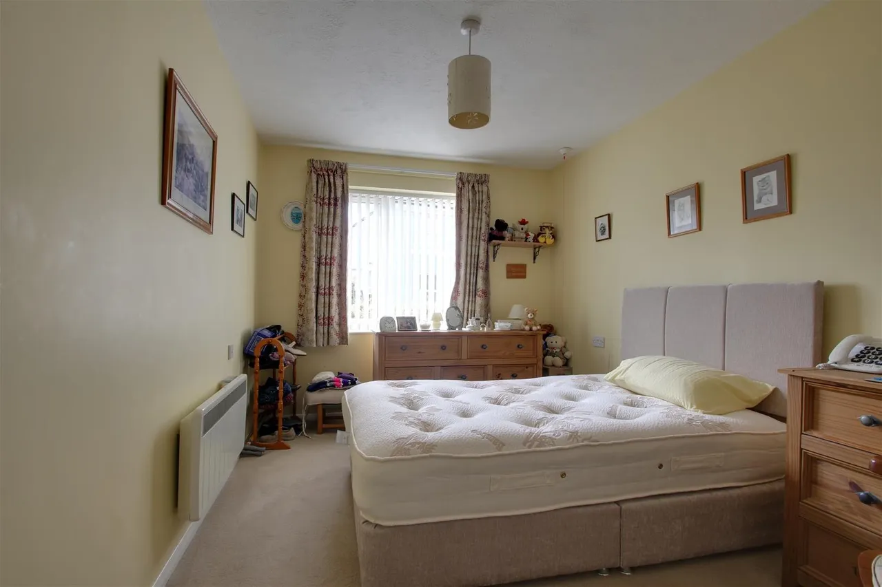 Broadwater Street East, Worthing, photo 8