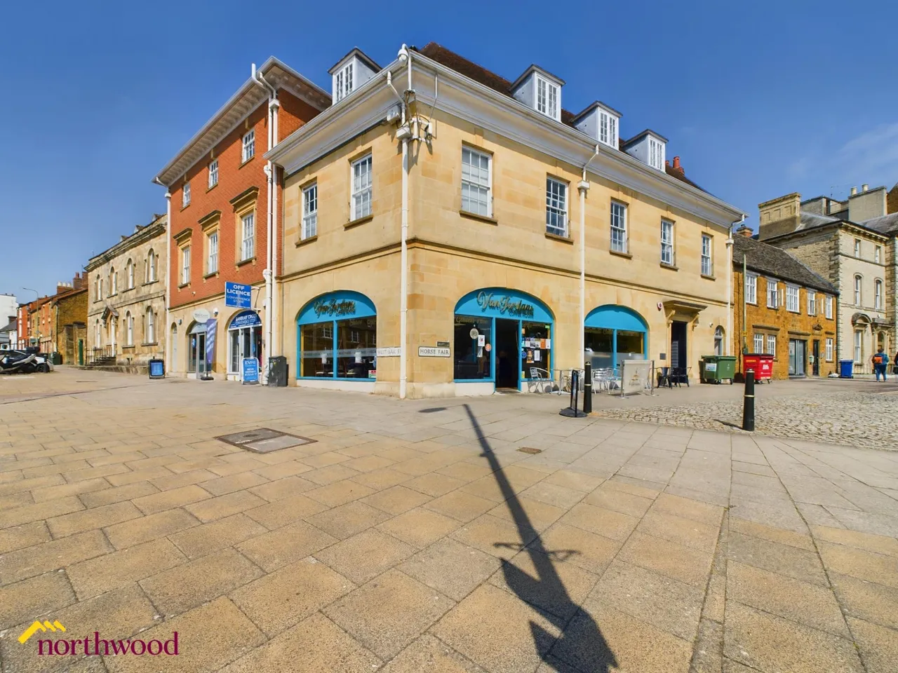 1 bed flat to rent, Horse Fair, Banbury, OX16