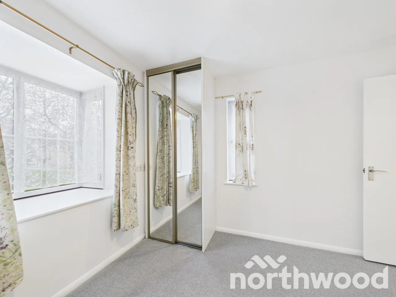 Meridian Court, Singleton, TN23, photo 10