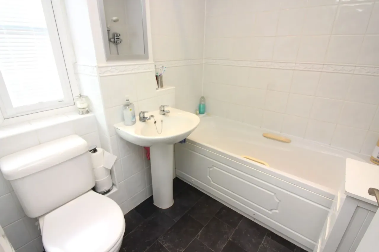 Hunters Close, Stotfold, SG5, photo 17