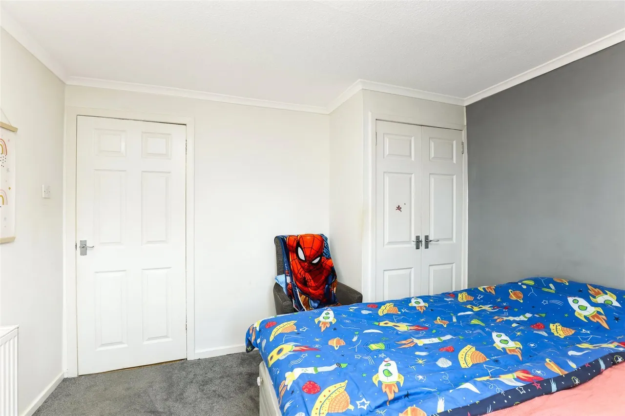 Rosslyn Avenue, East Mains, East Kilbride, South Lanarkshire, G74, photo 15
