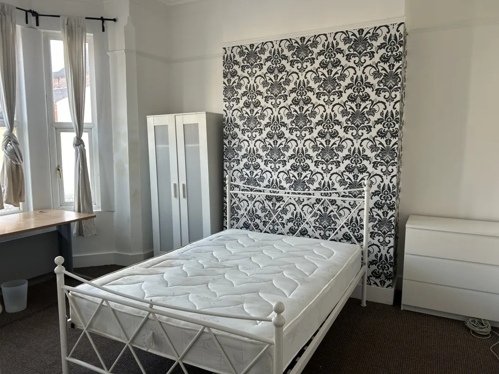 Rathbone Road, Liverpool, L15, photo 8