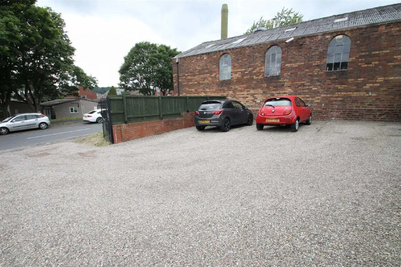 High Street, Wordsley, Stourbridge, photo 11