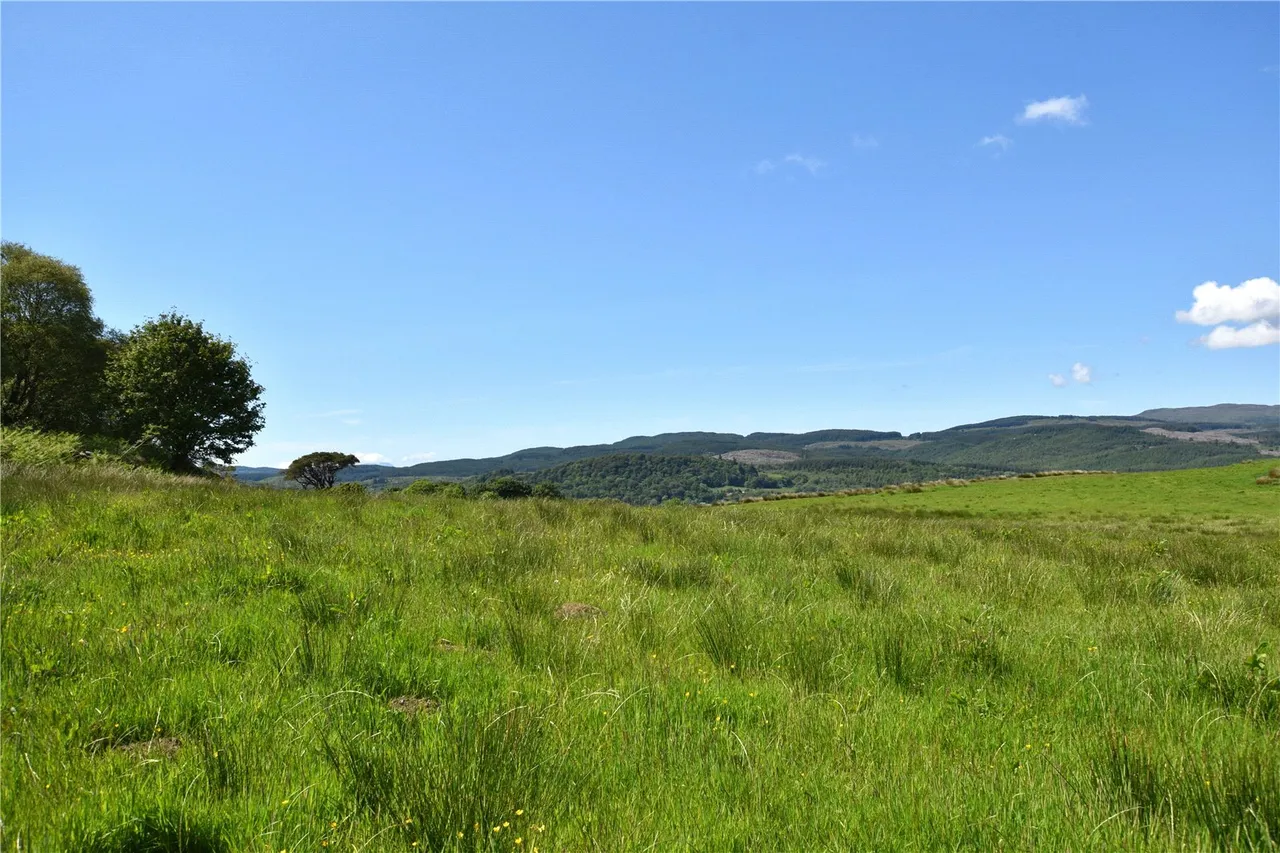 Plot B, Land At Kilchamaig Gate, Whitehouse, Tarbert, PA29 6XS, photo 3