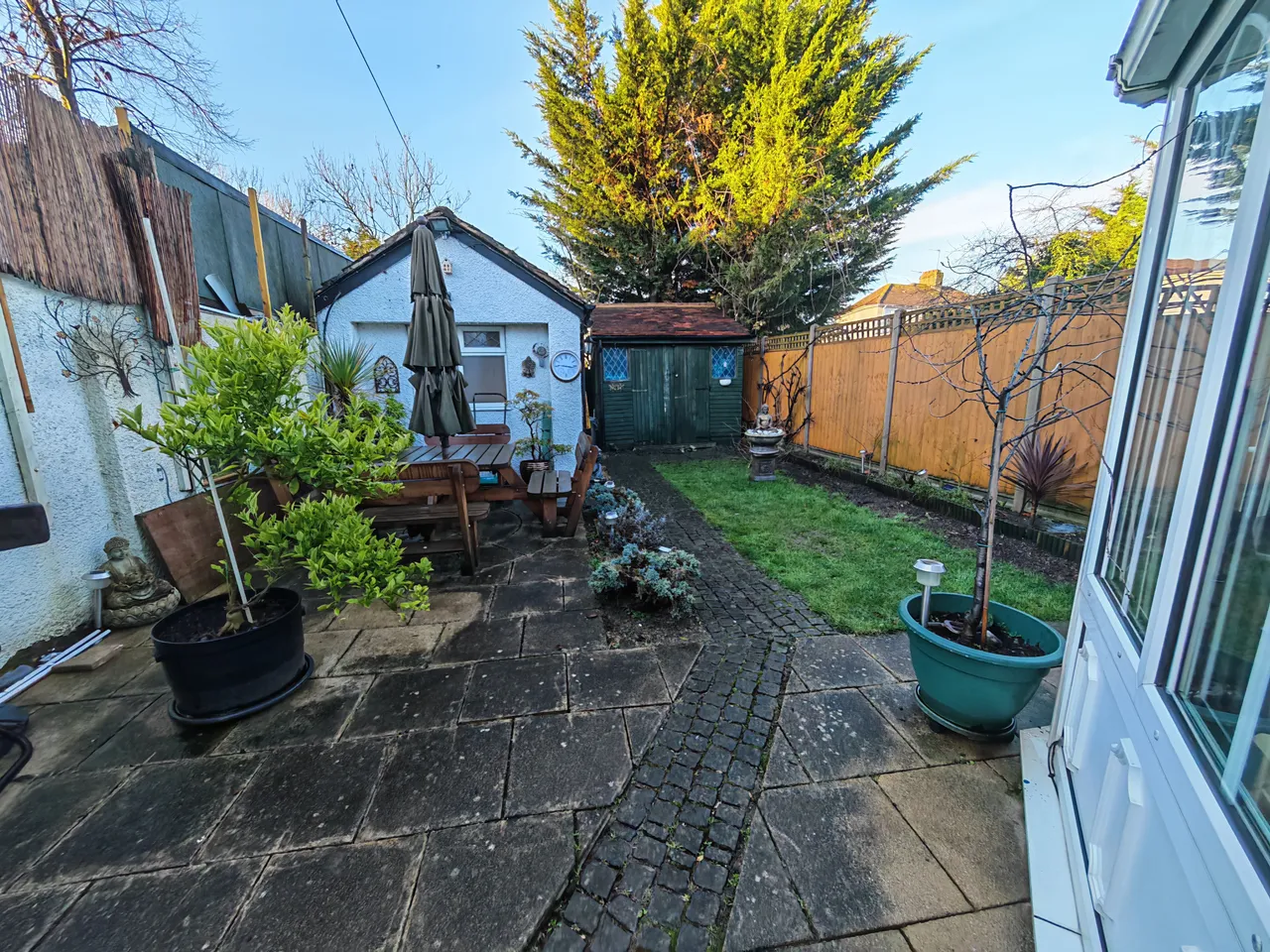 Ealing Road, Northolt, UB5, photo 12