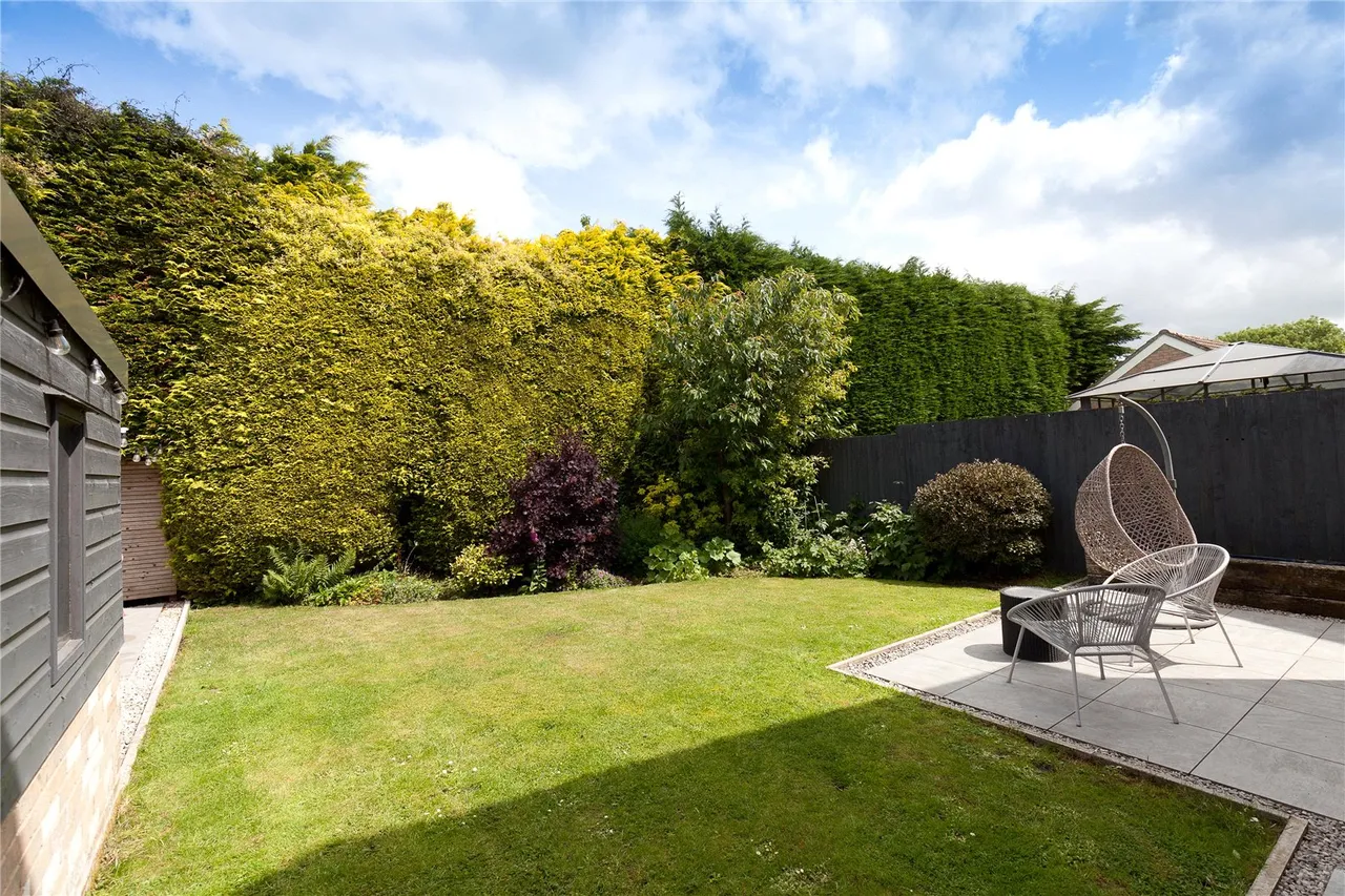 Cranborne Drive, Shaftesbury, Dorset, SP7 9HA, photo 11