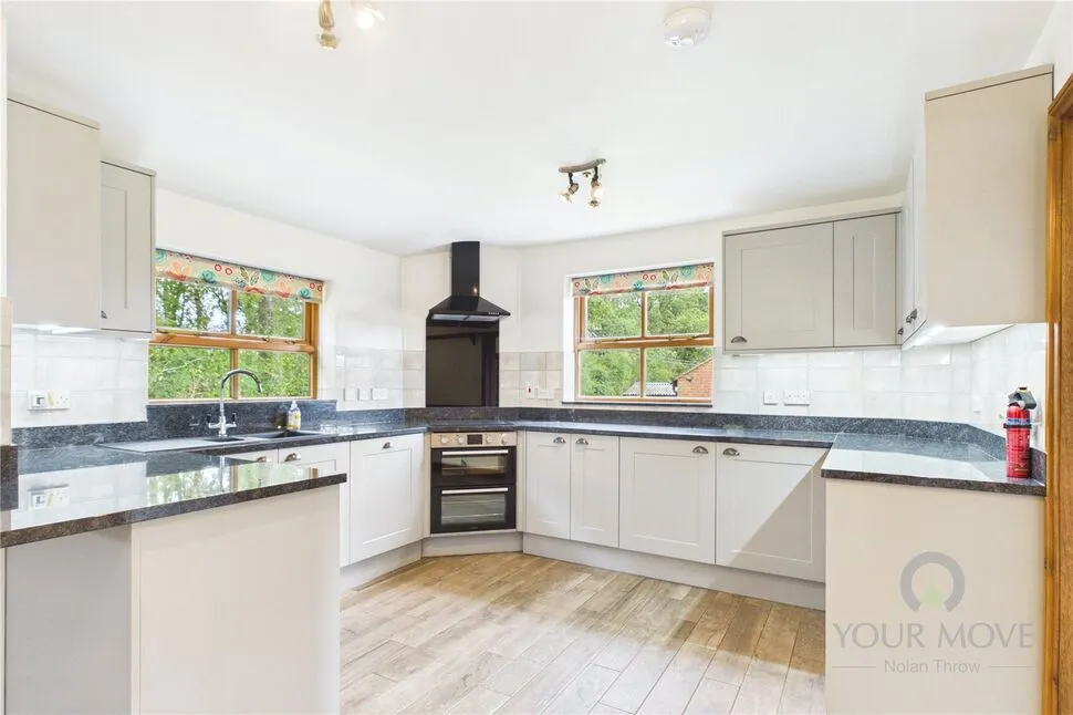 Blackmires Lane, Silverstone, Northamptonshire, NN12, photo 3
