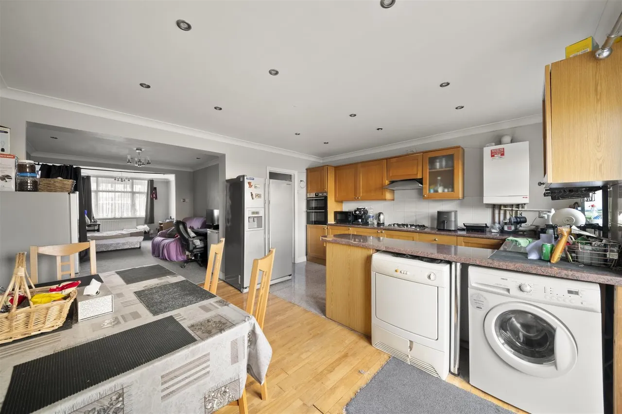 Clairvale Road, Hounslow, photo 4