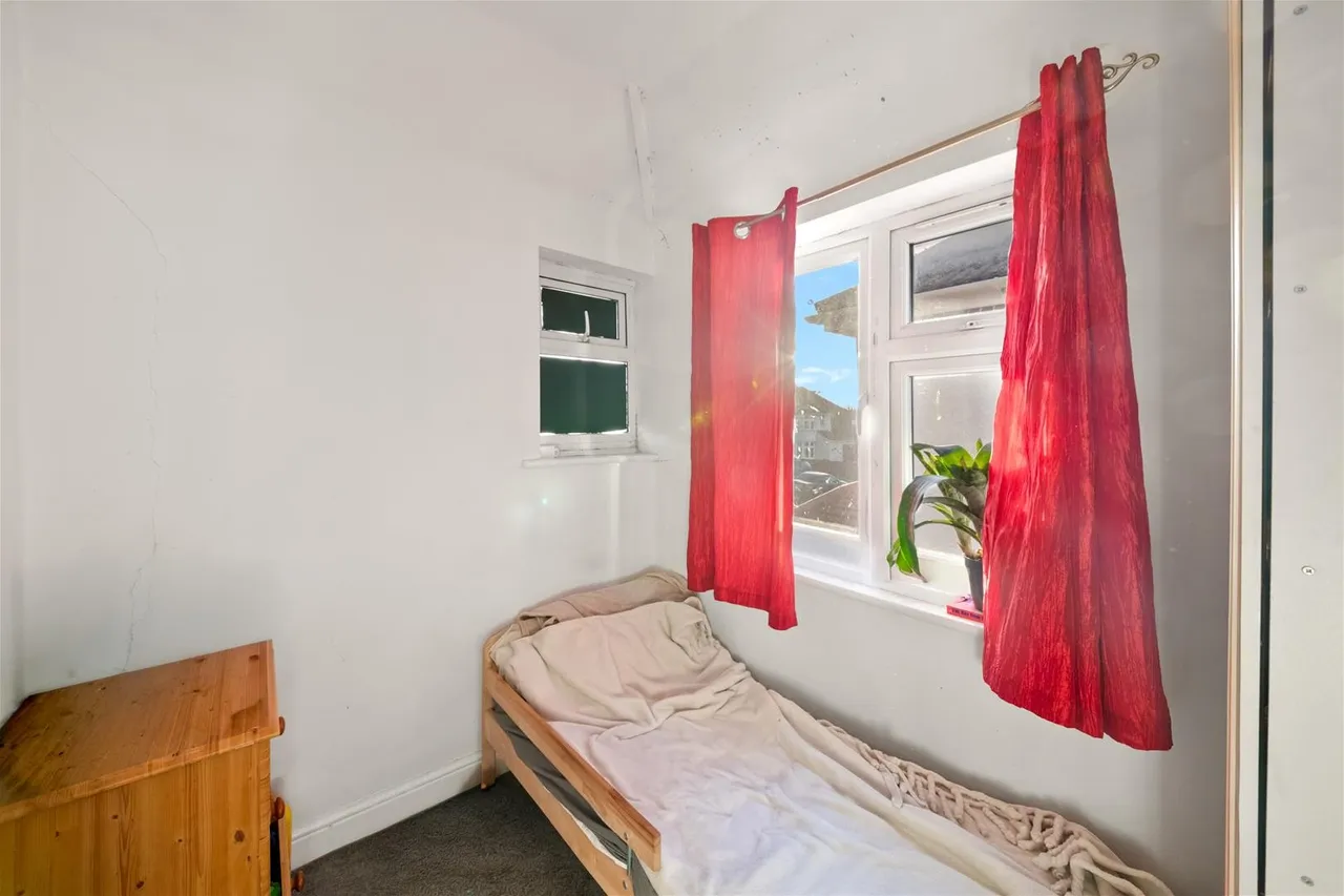 Clairvale Road, Hounslow, photo 8