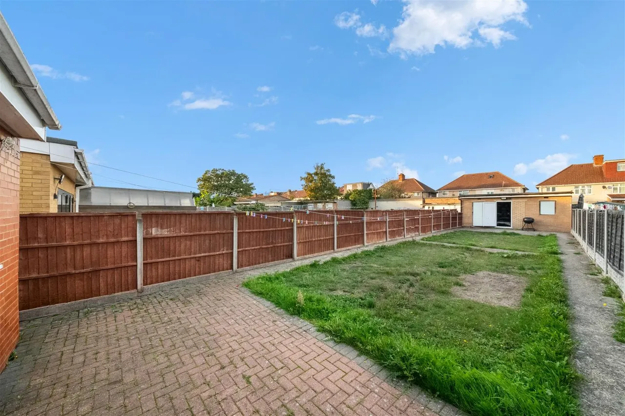Clairvale Road, Hounslow, photo 11