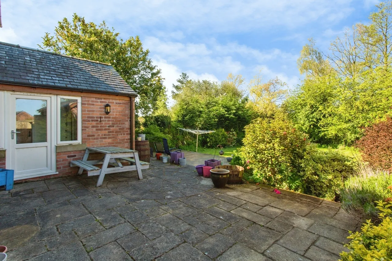 Benson Lane, Preston, PR4, photo 22