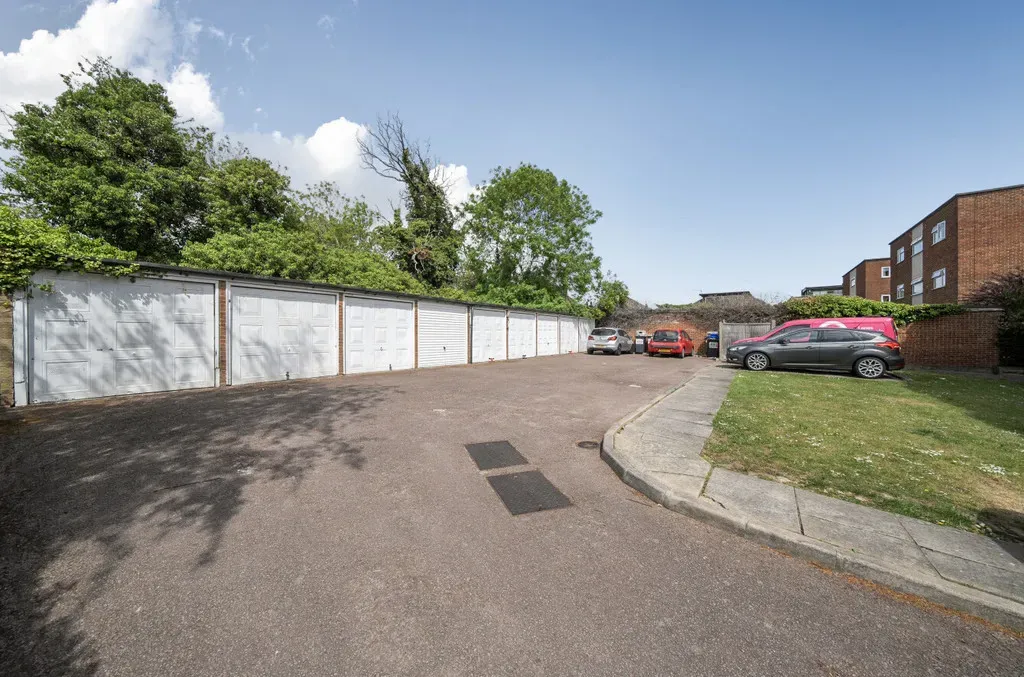 Chislehurst Road, Sidcup, DA14, photo 13