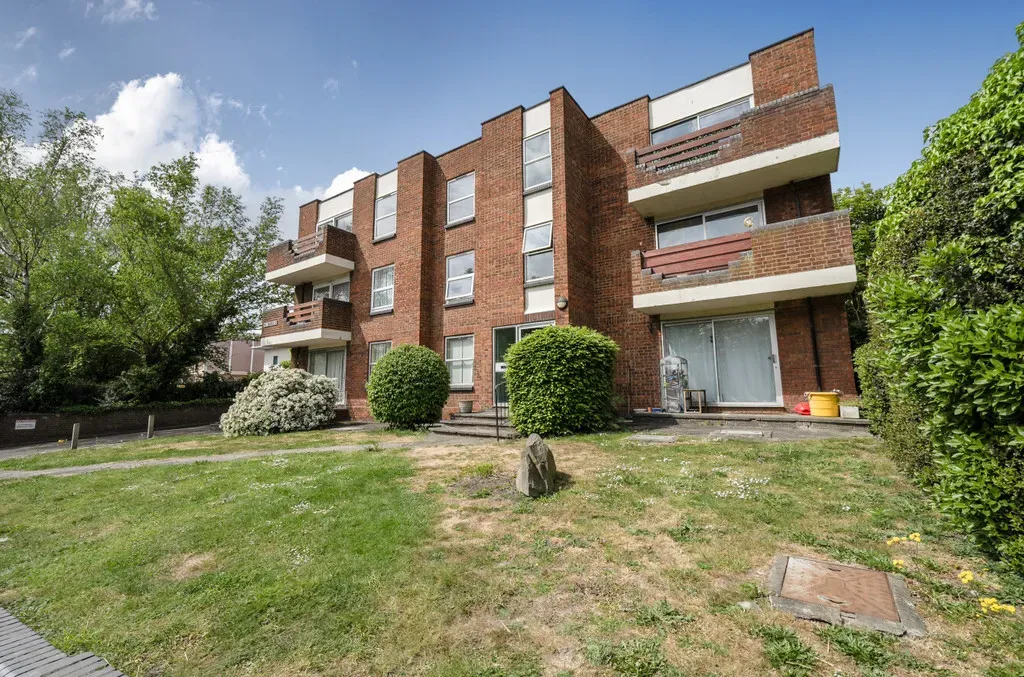 2 bed flat for sale, Chislehurst Road, Sidcup, DA14