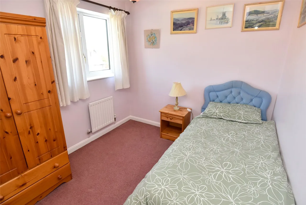 Bishops Gate, West Heath, Birmingham, B31 4AJ, photo 14