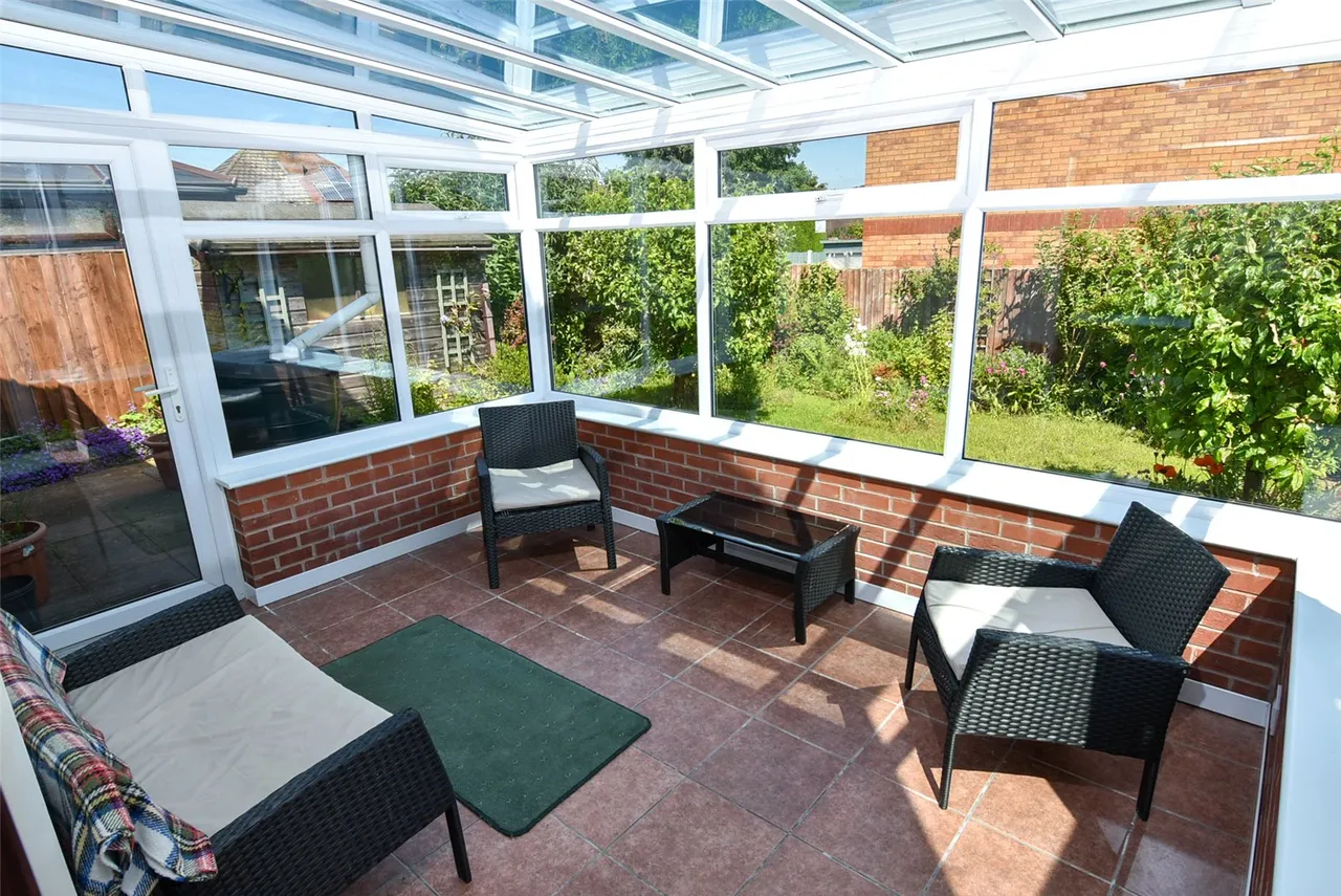Bishops Gate, West Heath, Birmingham, B31 4AJ, photo 8