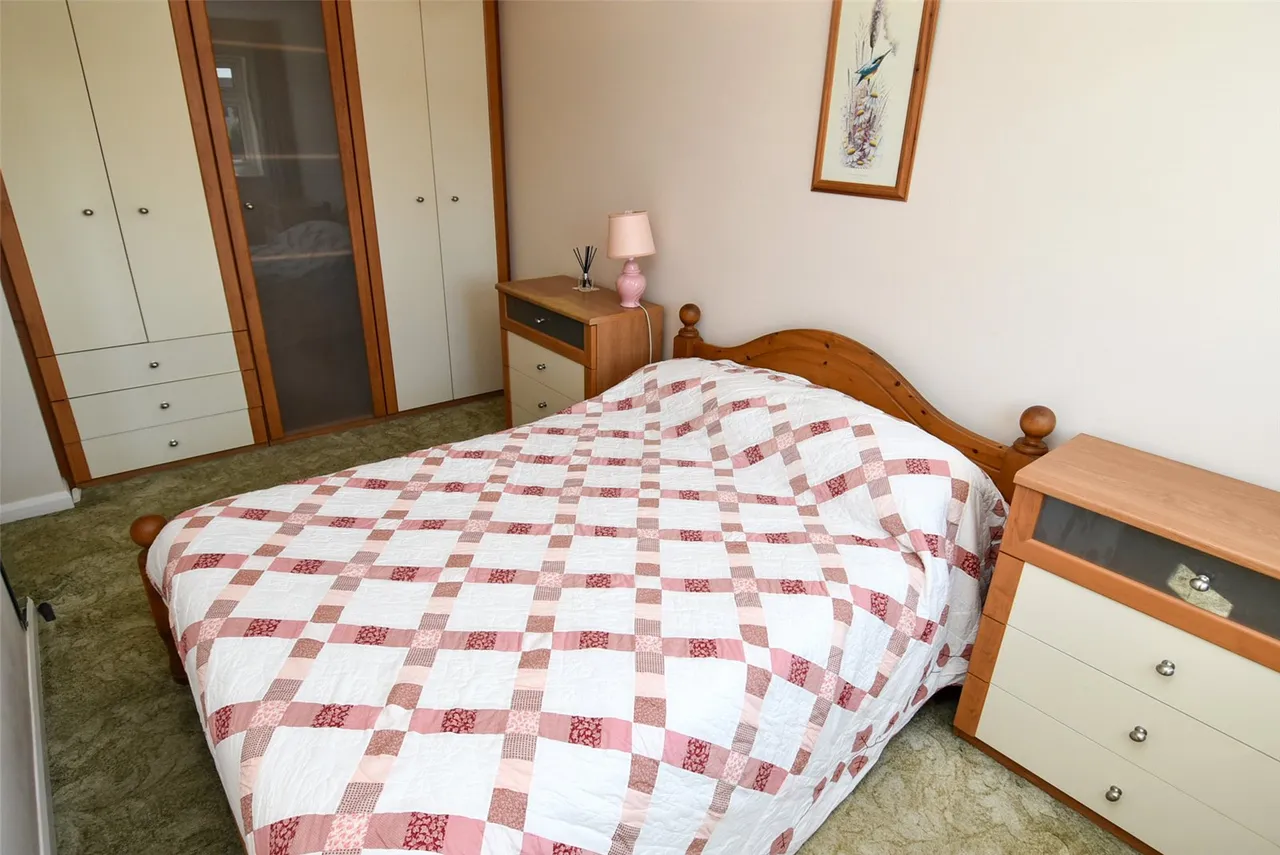Bishops Gate, West Heath, Birmingham, B31 4AJ, photo 13