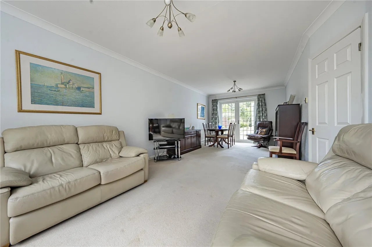 Colne Avenue, West Drayton, UB7, photo 3