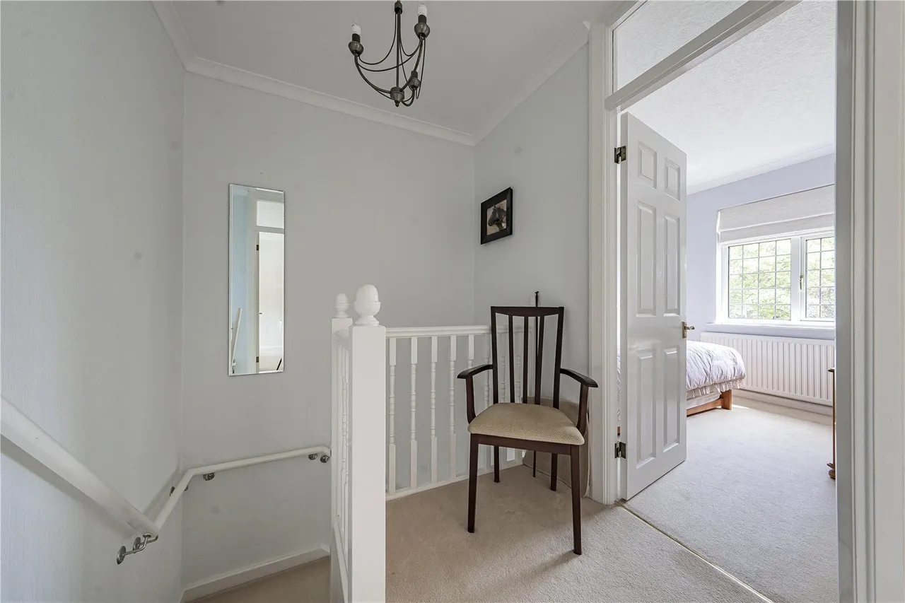 Colne Avenue, West Drayton, UB7, photo 12