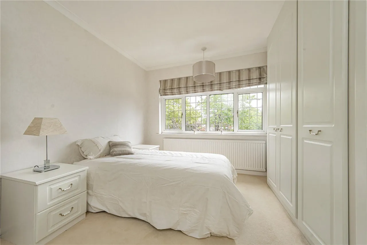 Colne Avenue, West Drayton, UB7, photo 14