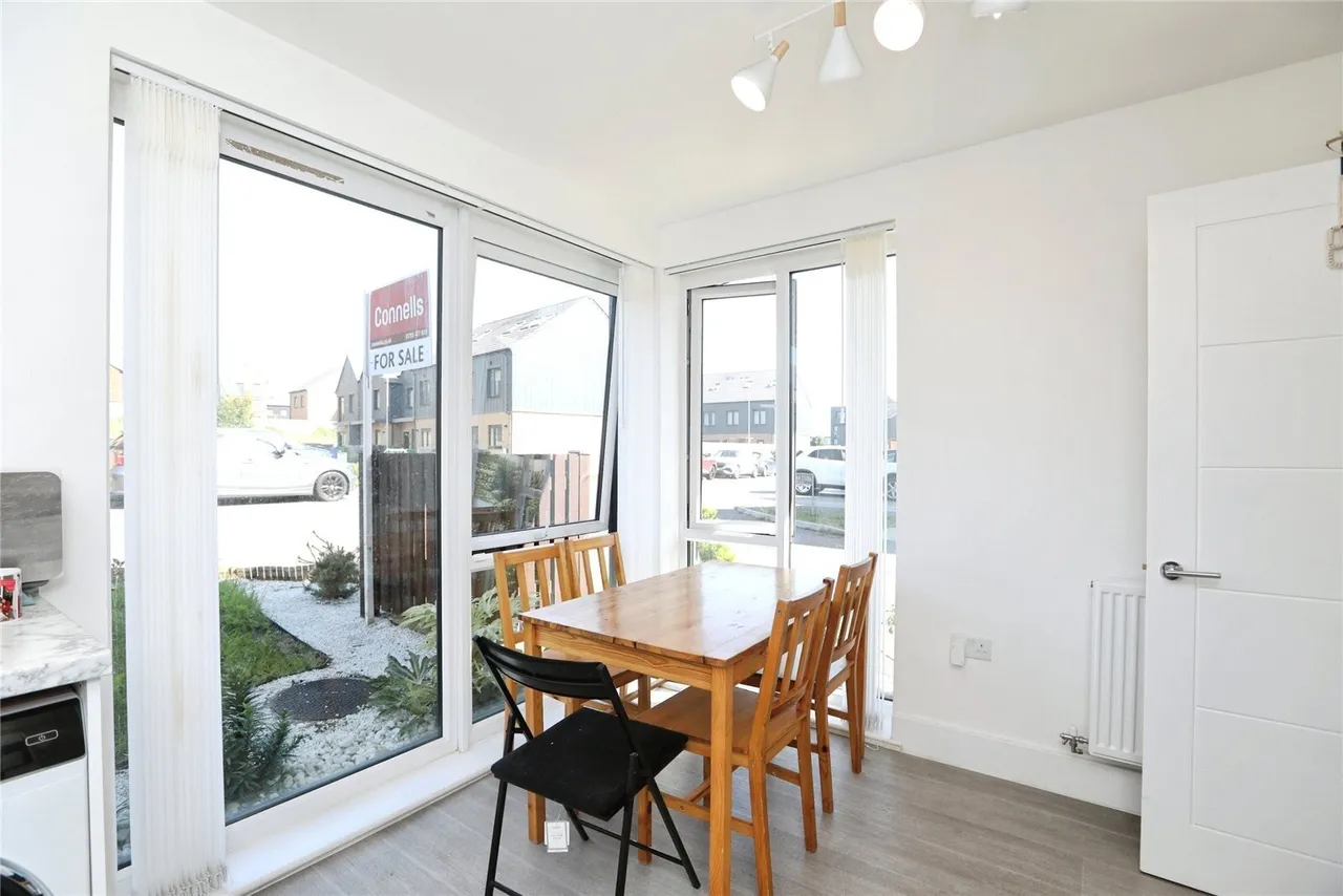 Jupiter Road, Milton Regis, Sittingbourne, Kent, ME10, photo 14