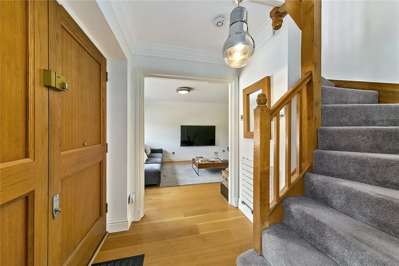 Abercorn Mews, Richmond, TW10, photo 5