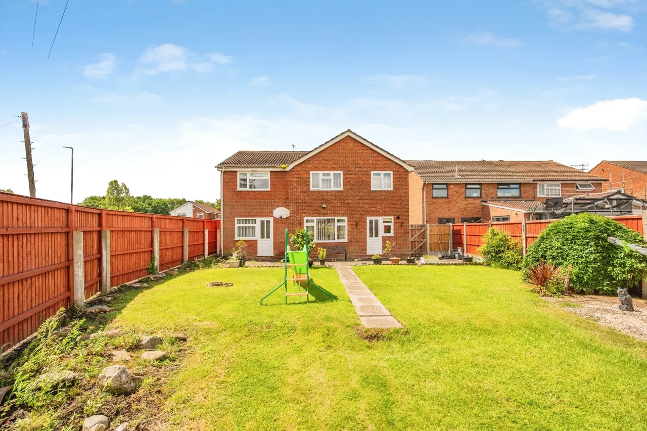 Crantock Close, Halewood, L26, photo 16