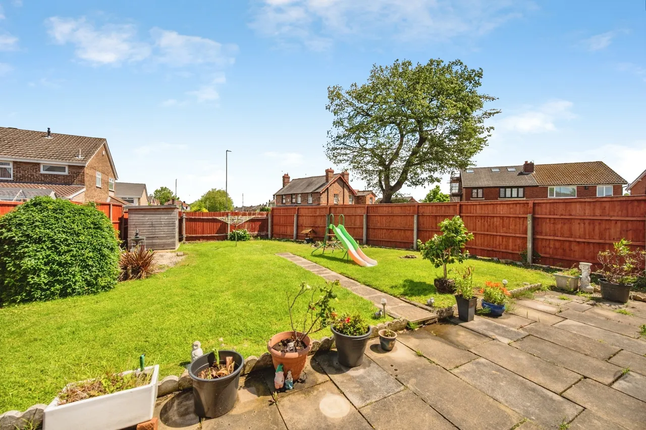 Crantock Close, Halewood, L26, photo 14