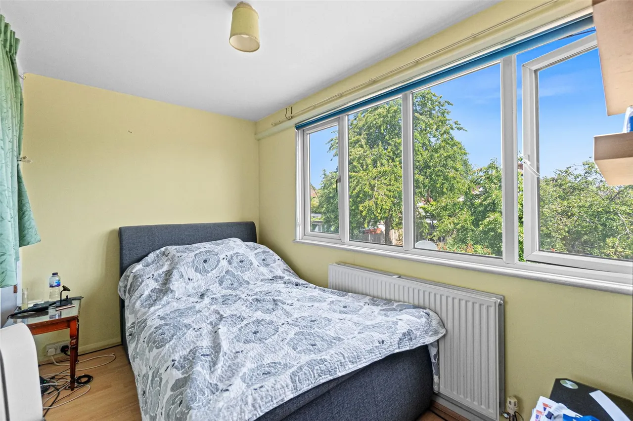 Lyndhurst Avenue, Twickenham, TW2 6BY, photo 7