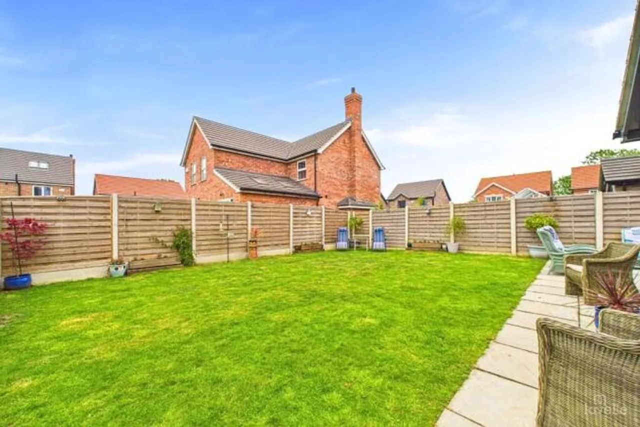 Coxes Meadow, Ulceby, DN39, photo 16