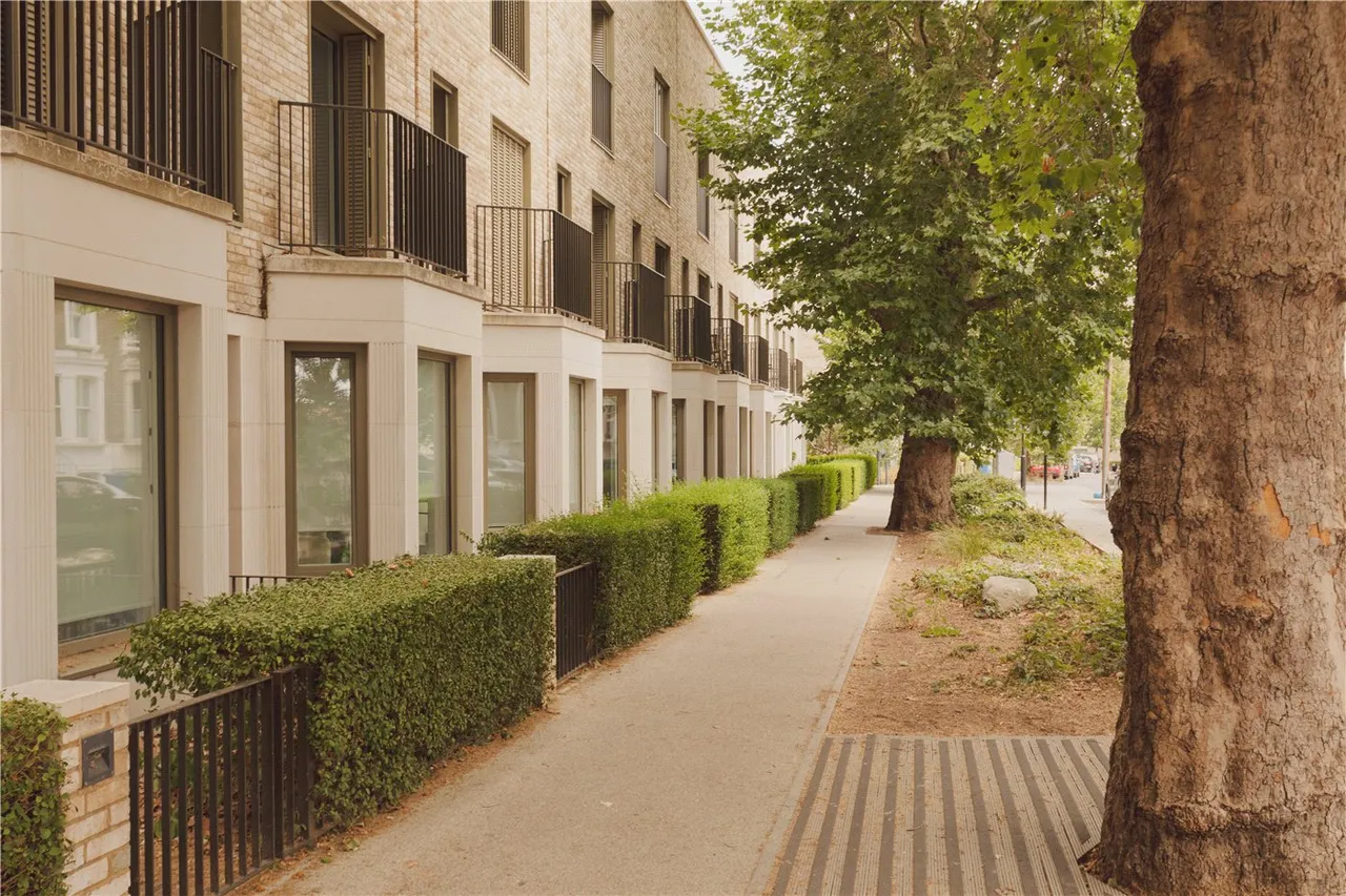 3 bed house for sale, Wansey Street, London, SE17