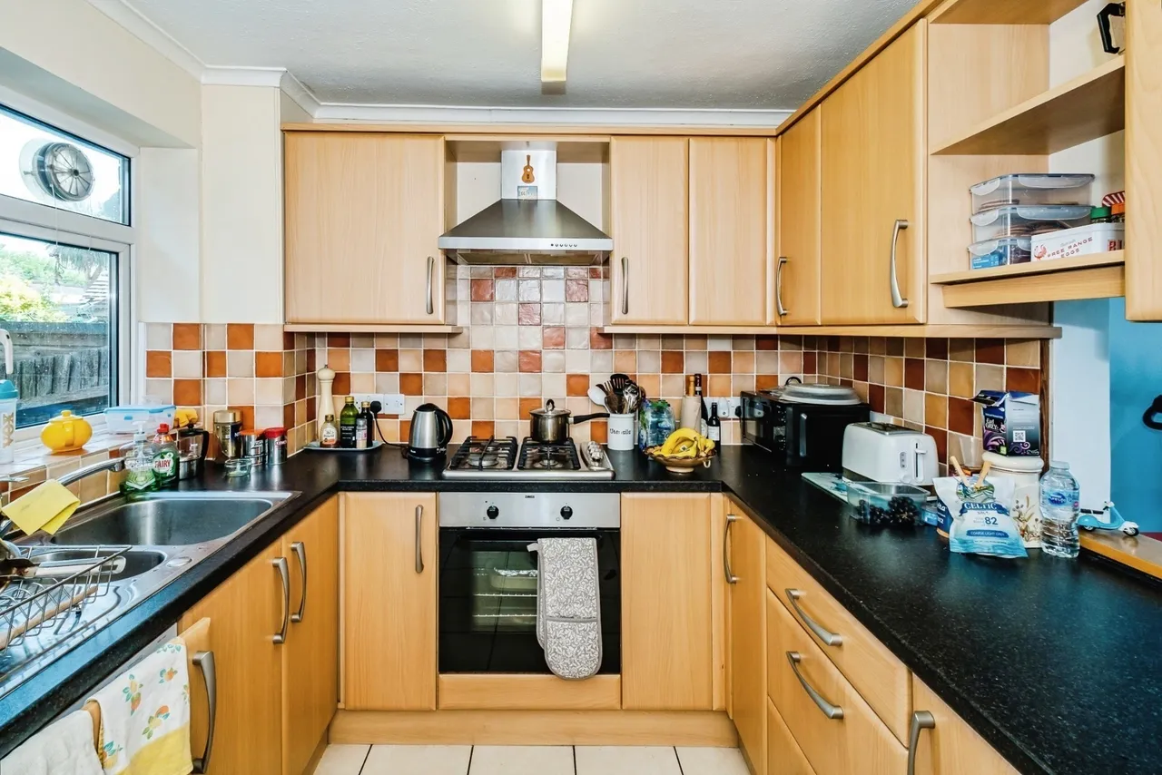 The Broadway, Southwick, BN42, photo 4