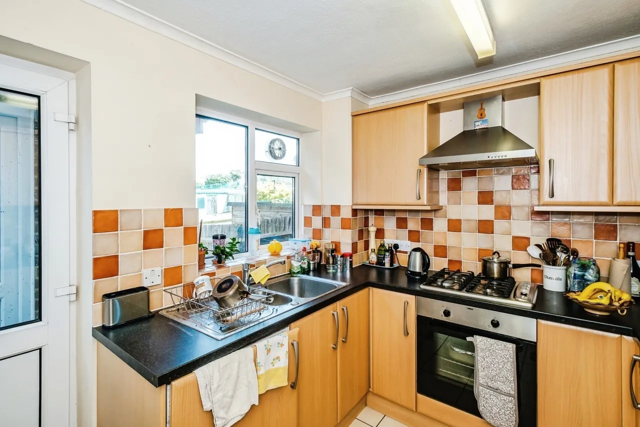 The Broadway, Southwick, BN42, photo 12