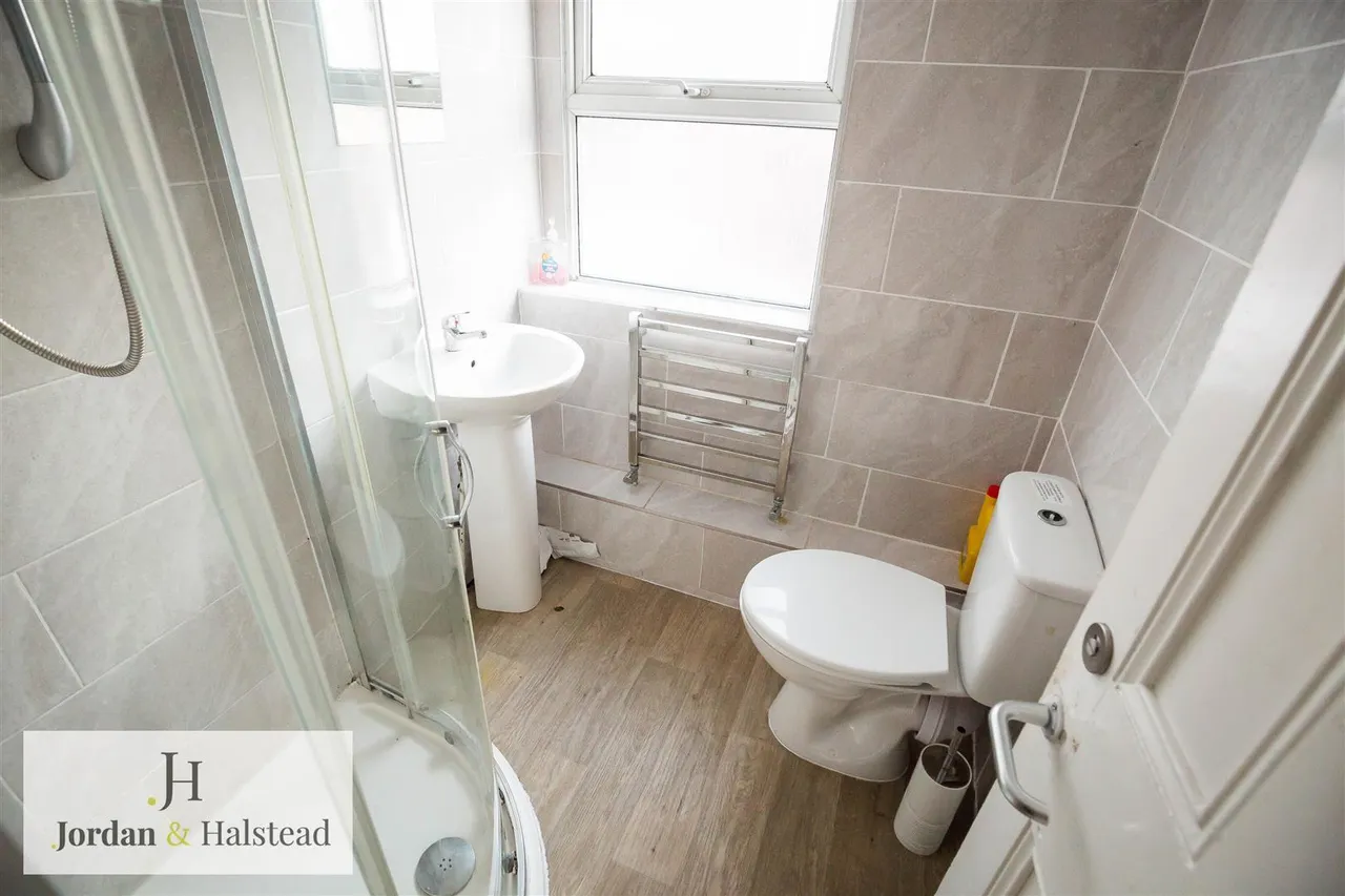 Gladstone Road, Chester, Cheshire, CH1 4BZ, photo 4