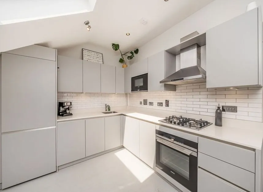 The Avenue, Surbiton, KT5, photo 3