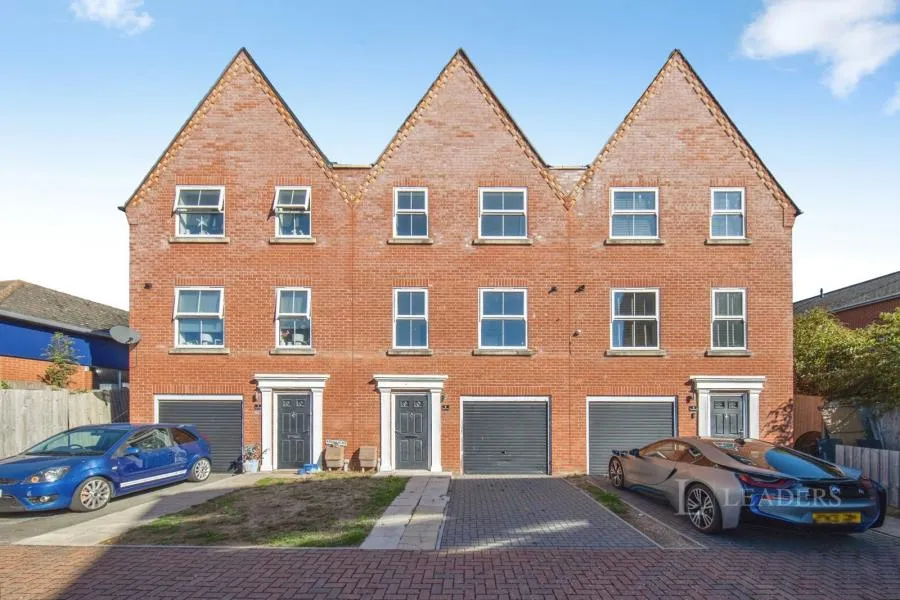 3 bed house to rent, Virginia Place, Ipswich, IP2