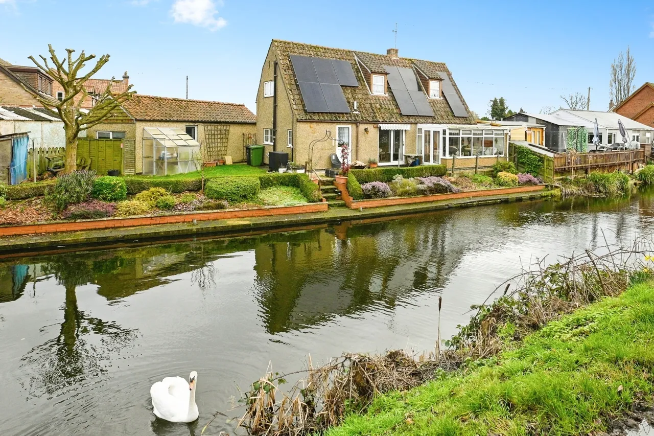 2 bed house for sale — Workhouse Lane, Upwell, Wisbech, Norfolk, PE14