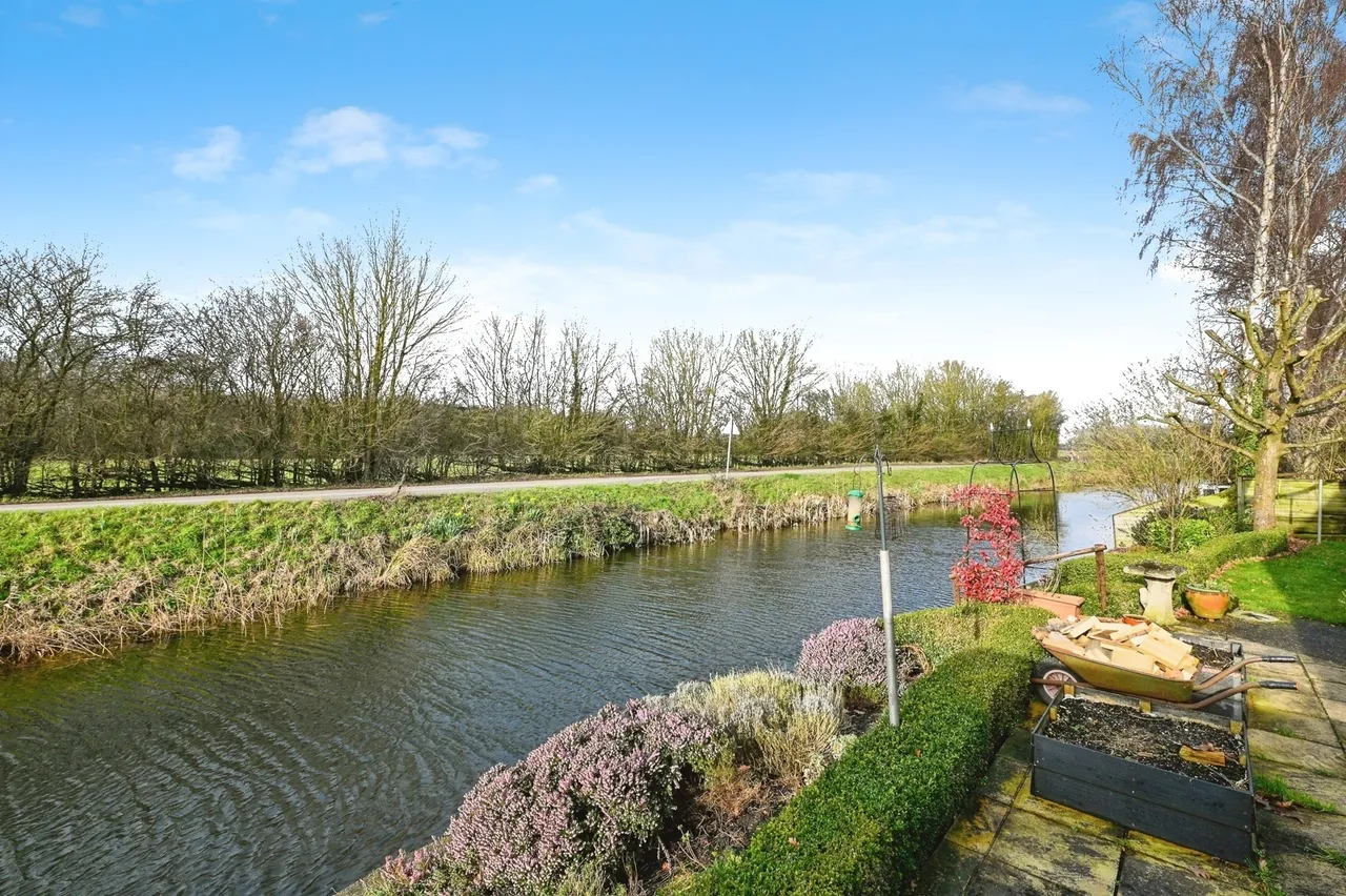 Workhouse Lane, Upwell, Wisbech, Norfolk, PE14, photo 15