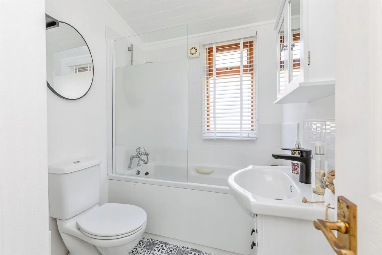 Barley Lane, Shearbarn Holiday Park, Hastings, photo 9