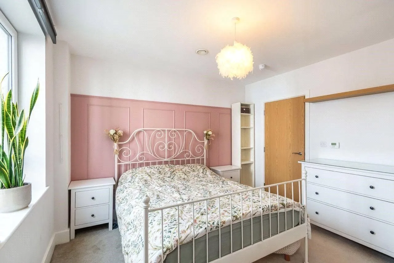 London Road, Isleworth, TW7, photo 6