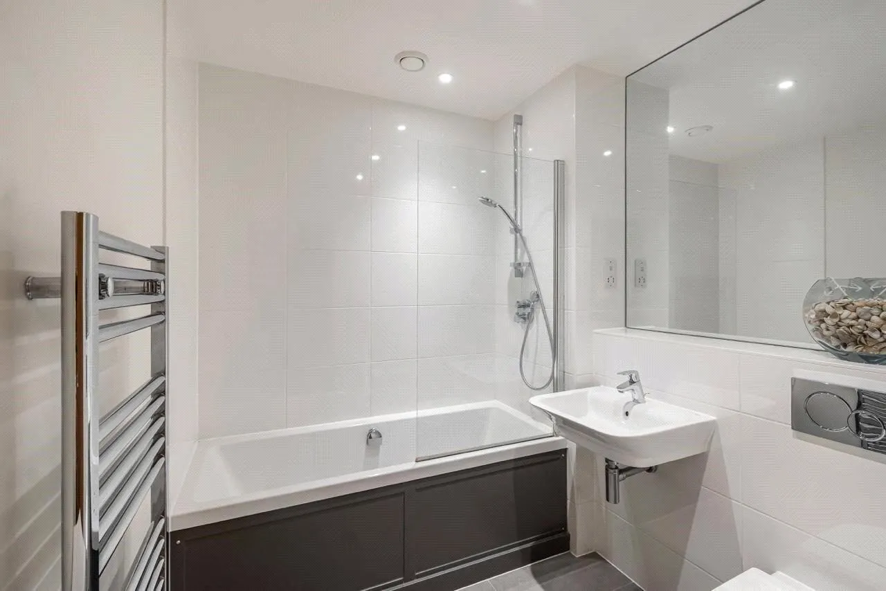 London Road, Isleworth, TW7, photo 10